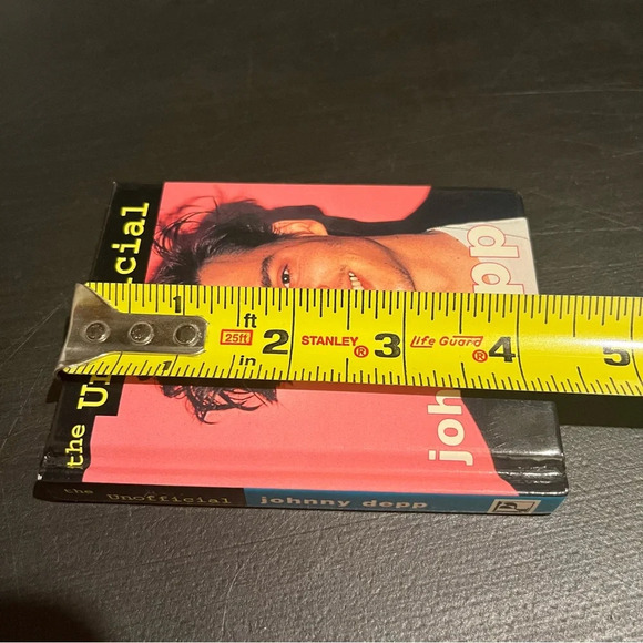 The Unofficial Johnny Depp Mini Book Parragon 1996 UK - Picture 5 of 5